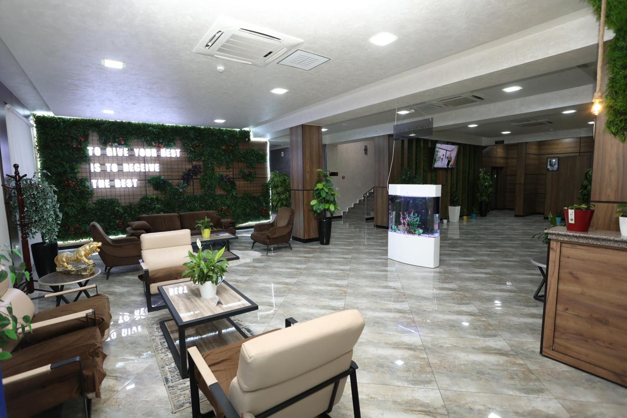 Chlnor Hotel Andijan Exterior photo